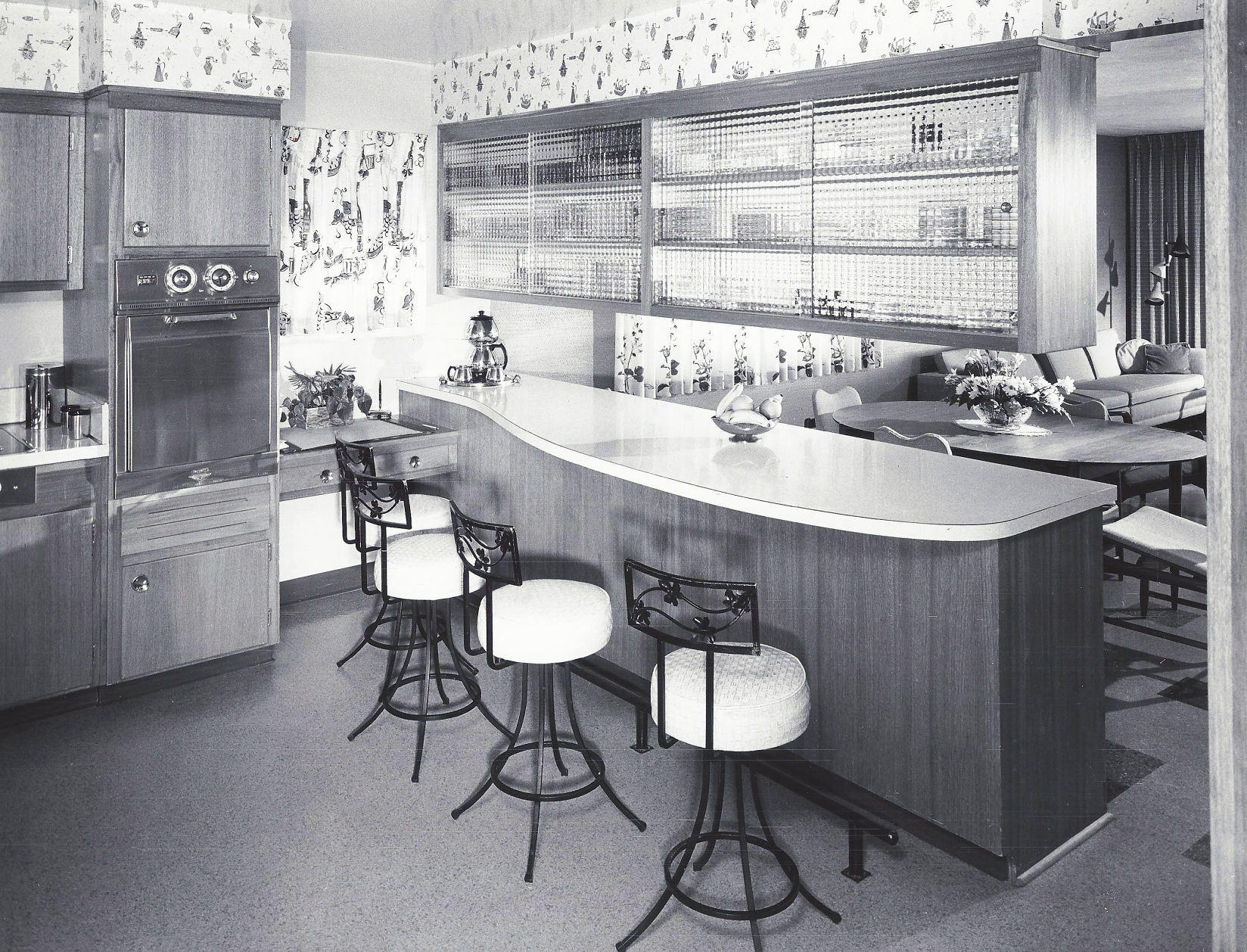 1962 Tucson home photos: Oriental art